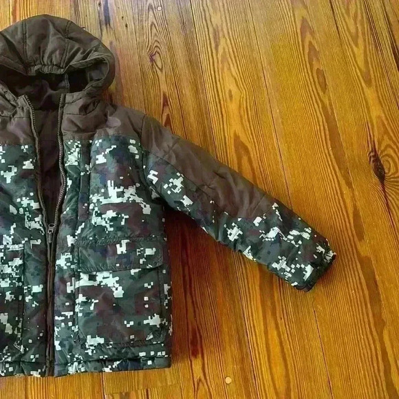 Faded Glory Hooded Camouflage  Boys Jacket Brown Trim Size S/CH (6-7) - Picture 2 of 14